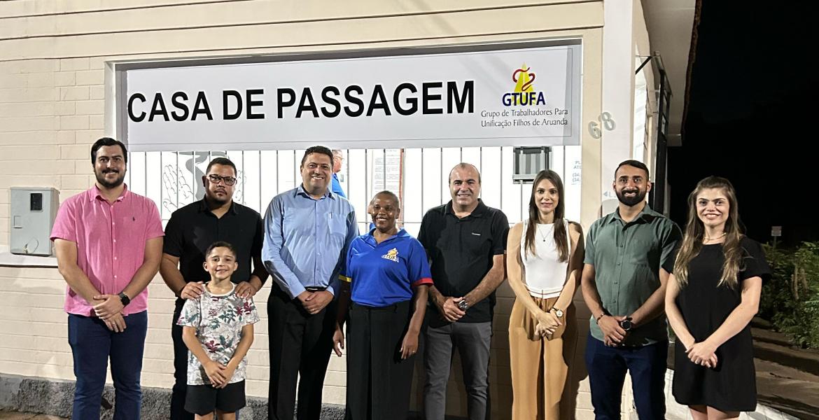 Vereadores Dr. Talhys, Daniel Campos e Victor Rodrigues participam da cerimônia simbólica de inauguração