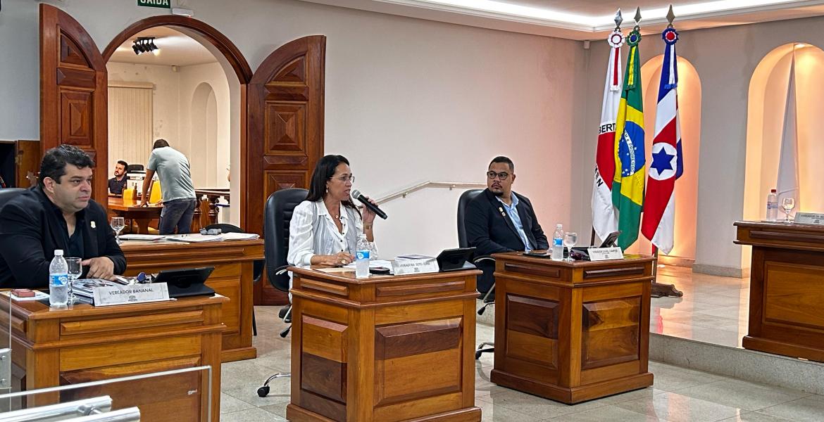 Ambos os projetos aprovados na Ordem do Dia são de autoria da vereadora Sgt. Edna