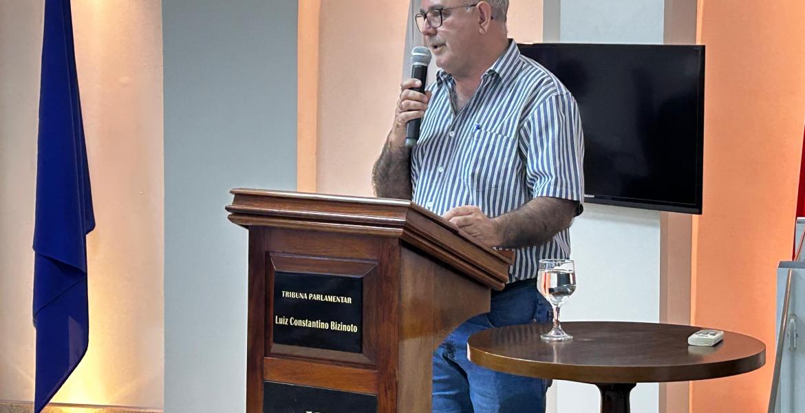Hermógenes Ribeiro, superintendente do SAAE, faz pronunciamento na Tribuna Livre