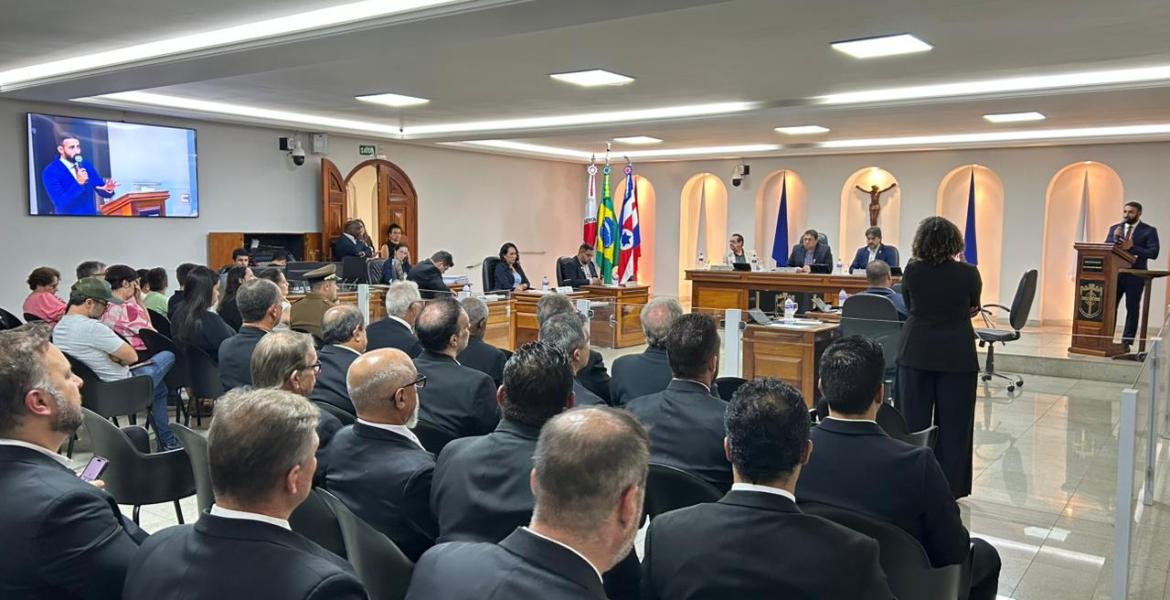 Na sessão foram aprovados quatro projetos de lei de autoria do Poder Executivo.