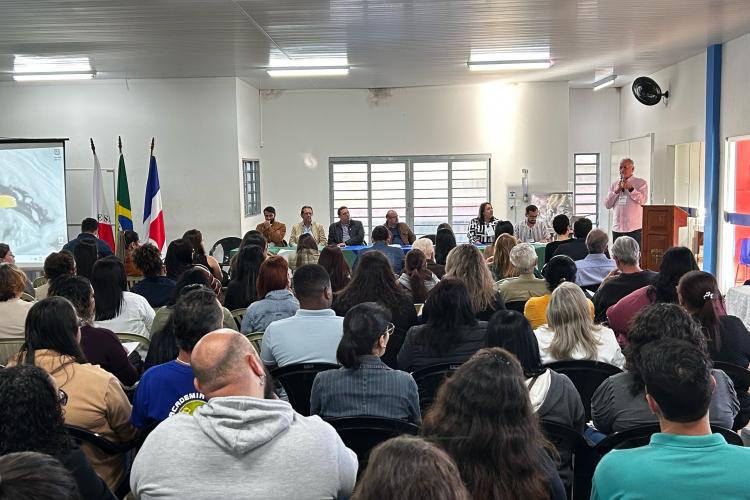 Secretário de Saúde Paulo Balbino abriu os trabalhos da 13ª Conferência