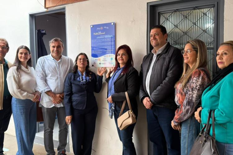 Inauguração reuniu autoridades municipais e representantes do Rotary Internacional