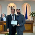 Dr. Reginaldo homenageou o professor e jornalista Silas Bonetti