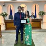 Kiko Bonfim e sua homenageada Marinalva Sá Pereira