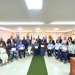 Vereadores e empresas homenageadas